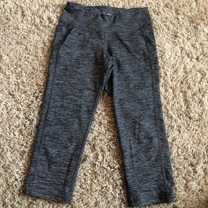 Old Navy crop leggings